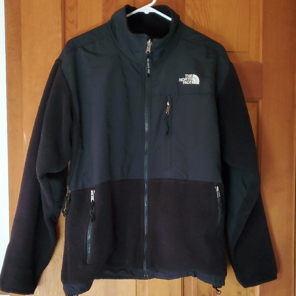 The North Face Women's Black Performance Jacket
